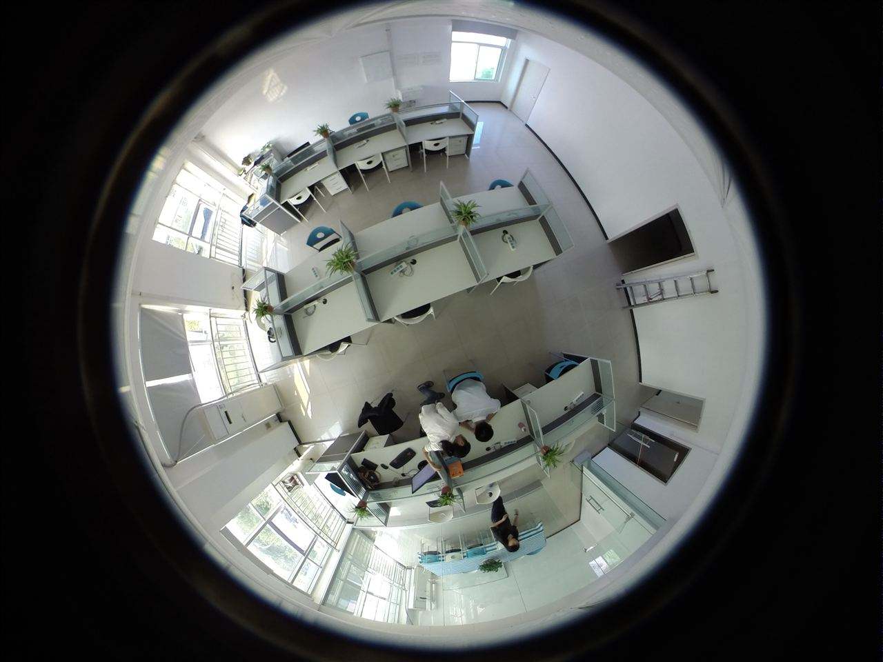 東莞全景監(jiān)控攝像頭